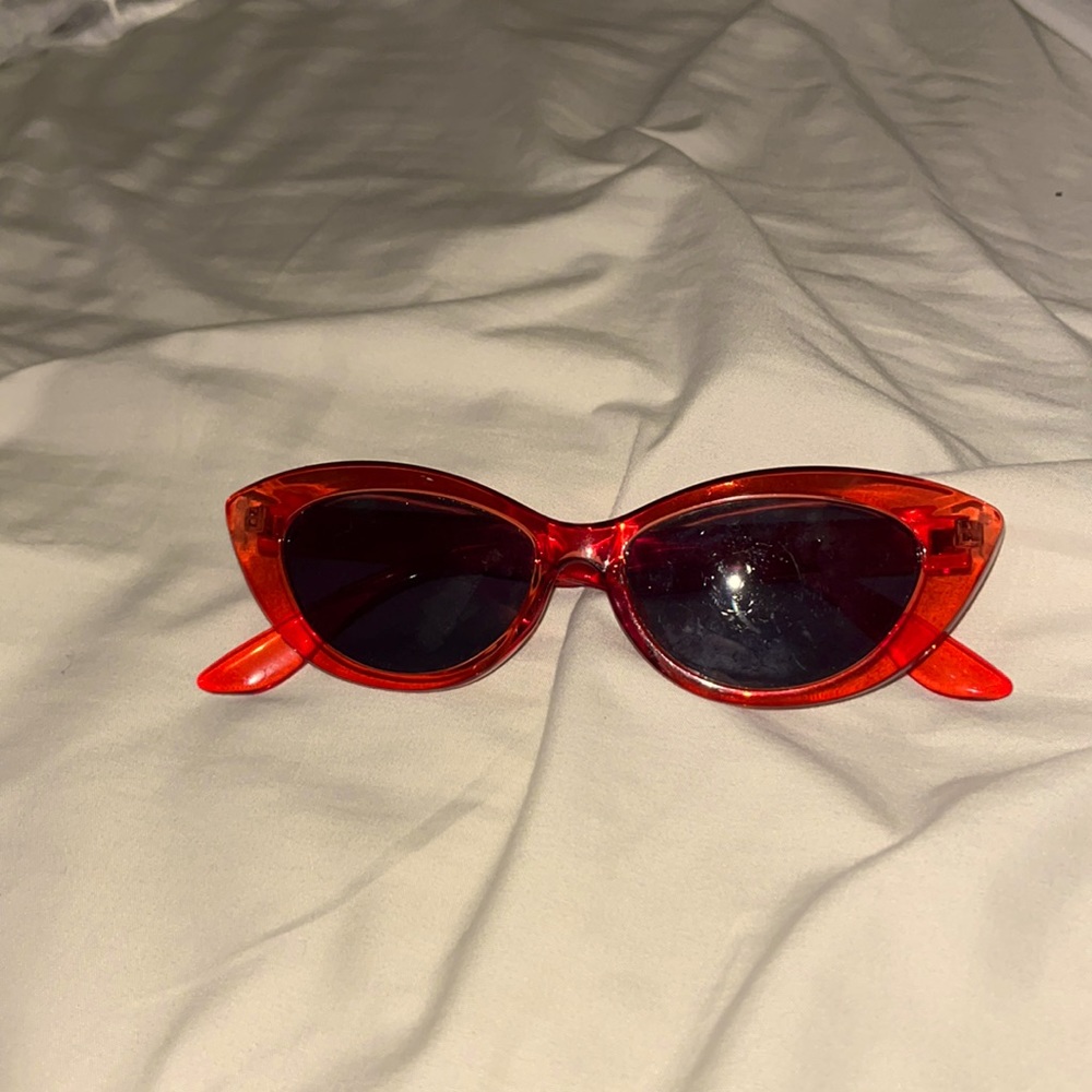 sunglasses!! like new